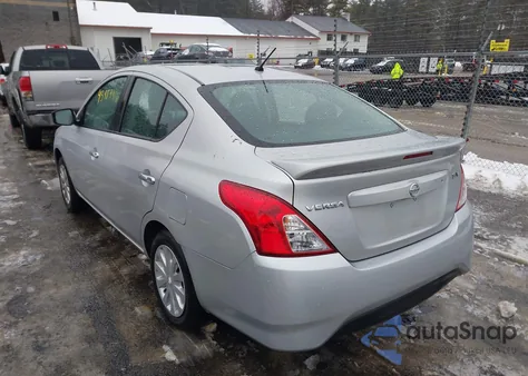 2017 Nissan Versa 1.6 S/1.6 S+/1.6 Sl/1.6 Sv z USA, uszkodzony, nr VIN 3N1CN7AP4HL812616